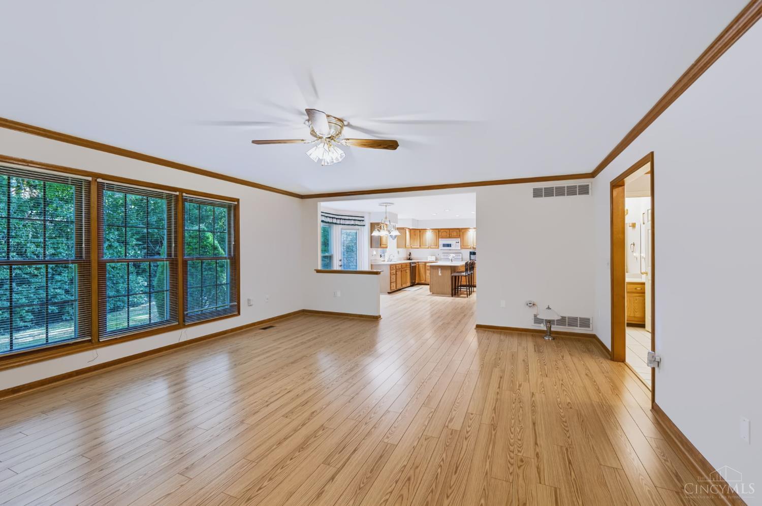 8363 Squirrel Hollow Ridge, West Chester, OH, 45069 — photo 11