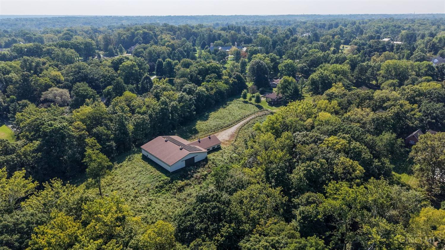 8505 Fox Cub Lane, Indian Hill, OH, 45243 — photo 17