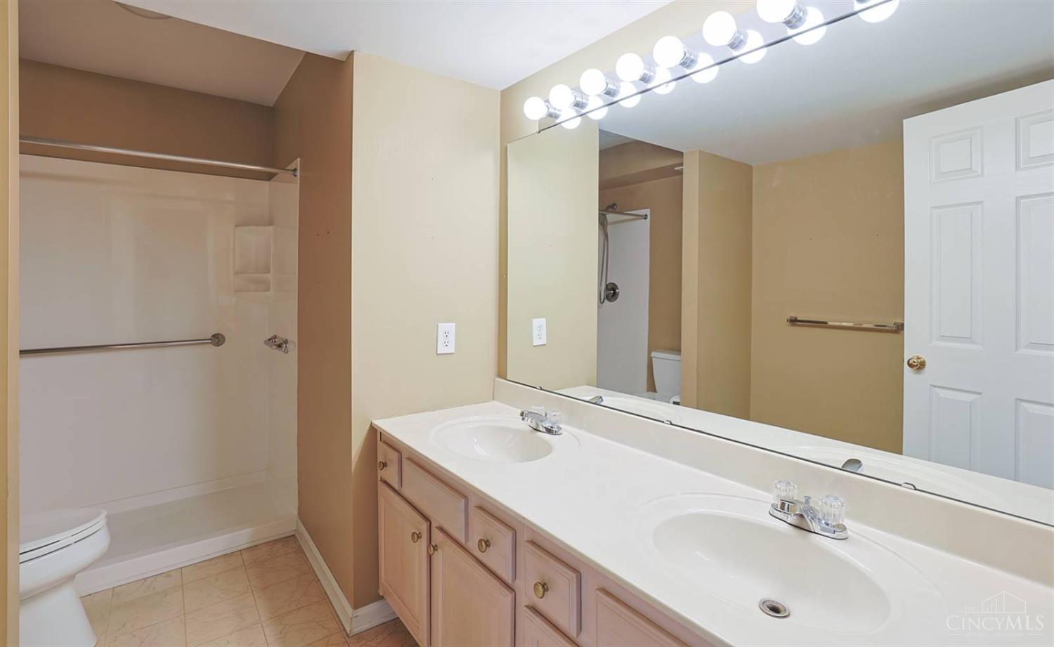 5345 Cooper Road #K, Montgomery, OH, 45242 — photo 14