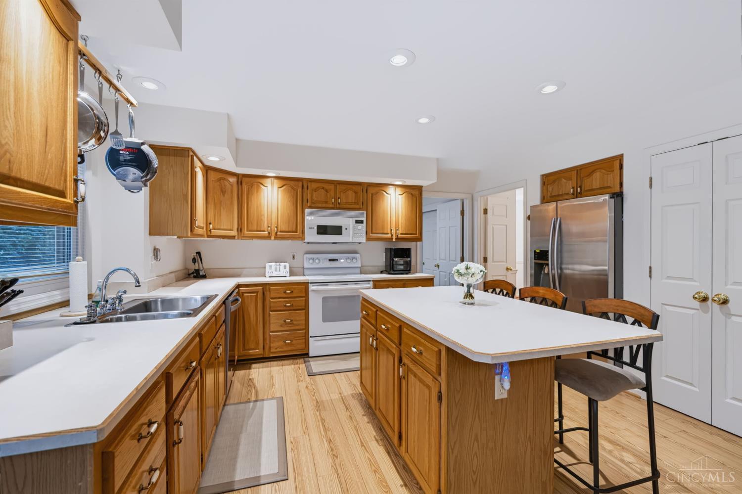 8363 Squirrel Hollow Ridge, West Chester, OH, 45069 — photo 18