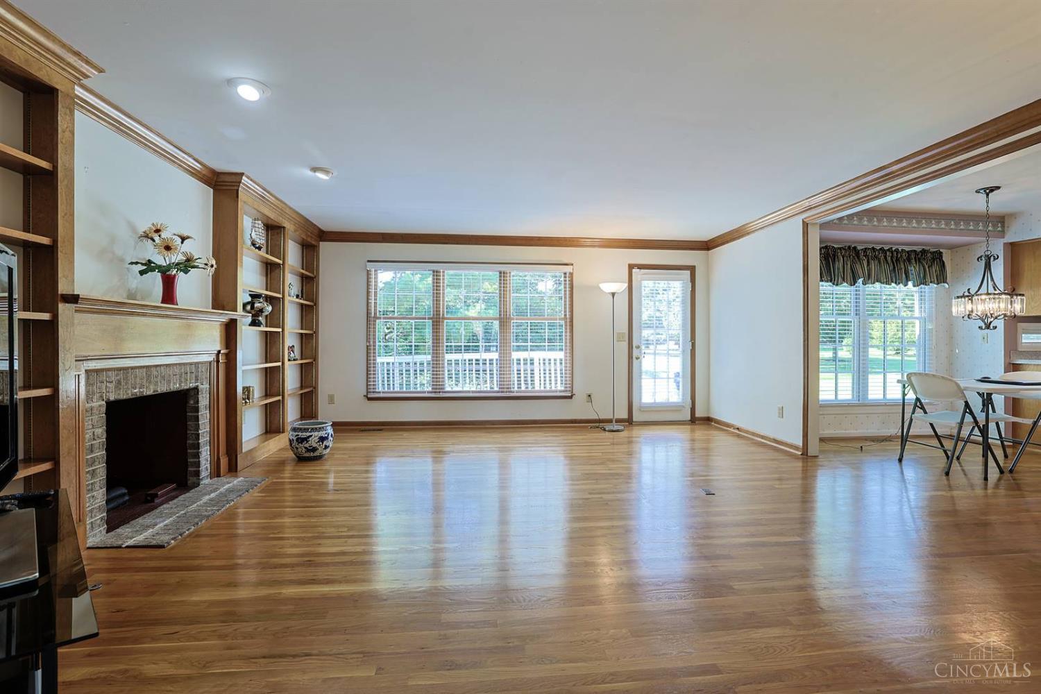 11715 Kemperwoods Drive, Symmes Twp, OH, 45249 — photo 9