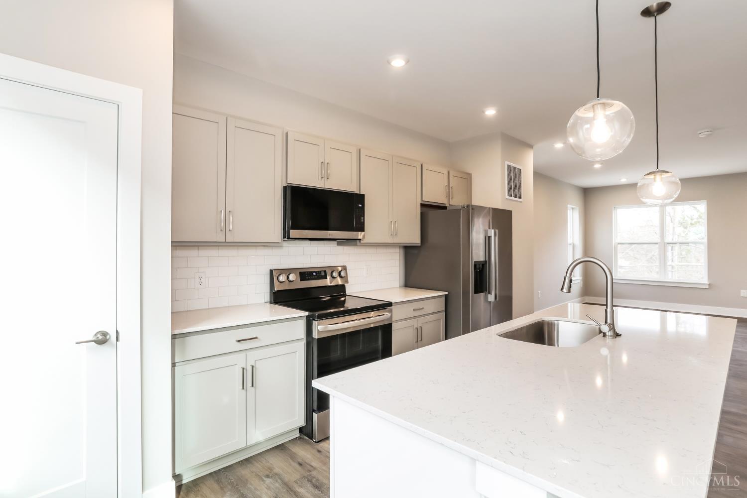 2611 May Street, Cincinnati, OH, 45206 — photo 5