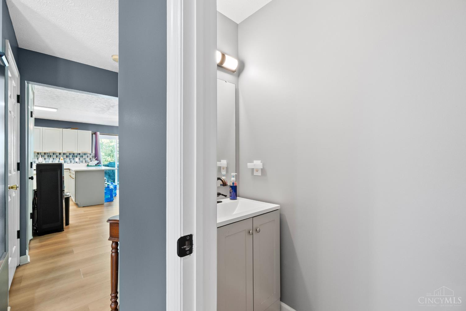 5925 Furlong Way, Liberty Twp, OH, 45011 — photo 10
