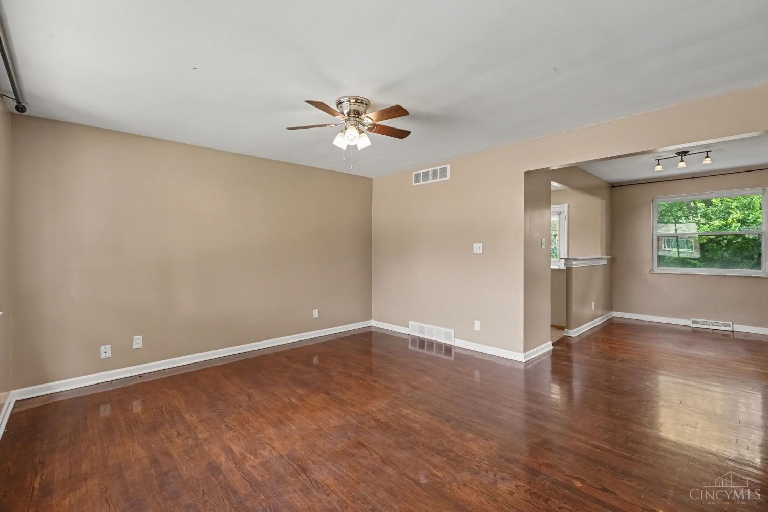 Photo 2 of Single family home for sale at 9156 Trinidad Dr, Colerain Twp, OH 45231 | MLS# 1893410 | Listing updated on 2026-10-02