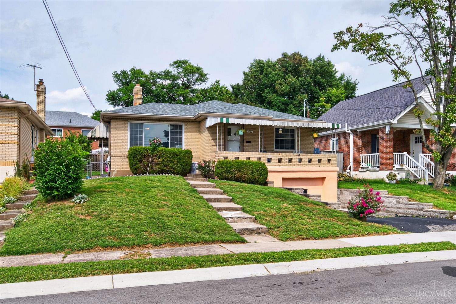Photo 1 of Single family home for sale at 2922 Lawndale Ave, Cincinnati, OH 45212 | MLS# 1893575 | Listing updated on 2026-09-17