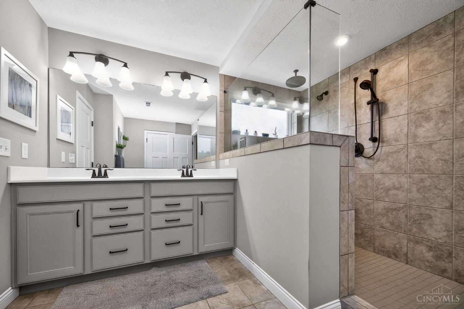 8101 Taffy Drive, West Chester, OH, 45069 — photo 34