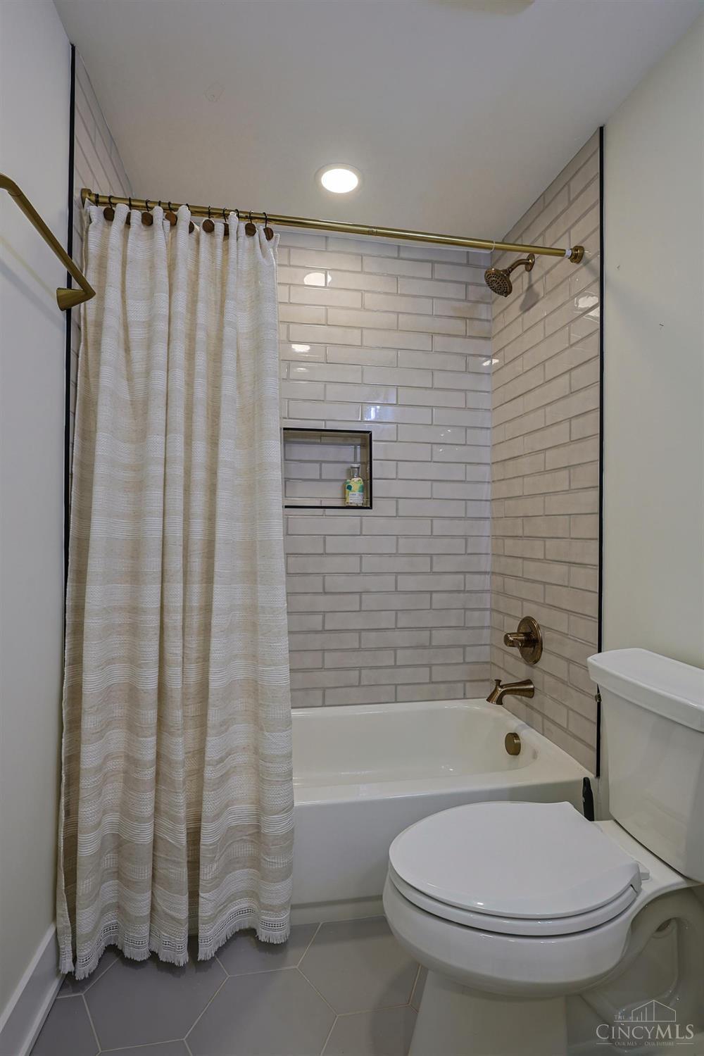 20904 Augusta Drive, Lawrenceburg, IN, 47025 — photo 41