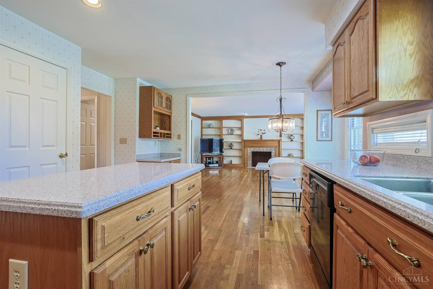 11715 Kemperwoods Drive, Symmes Twp, OH, 45249 — photo 17