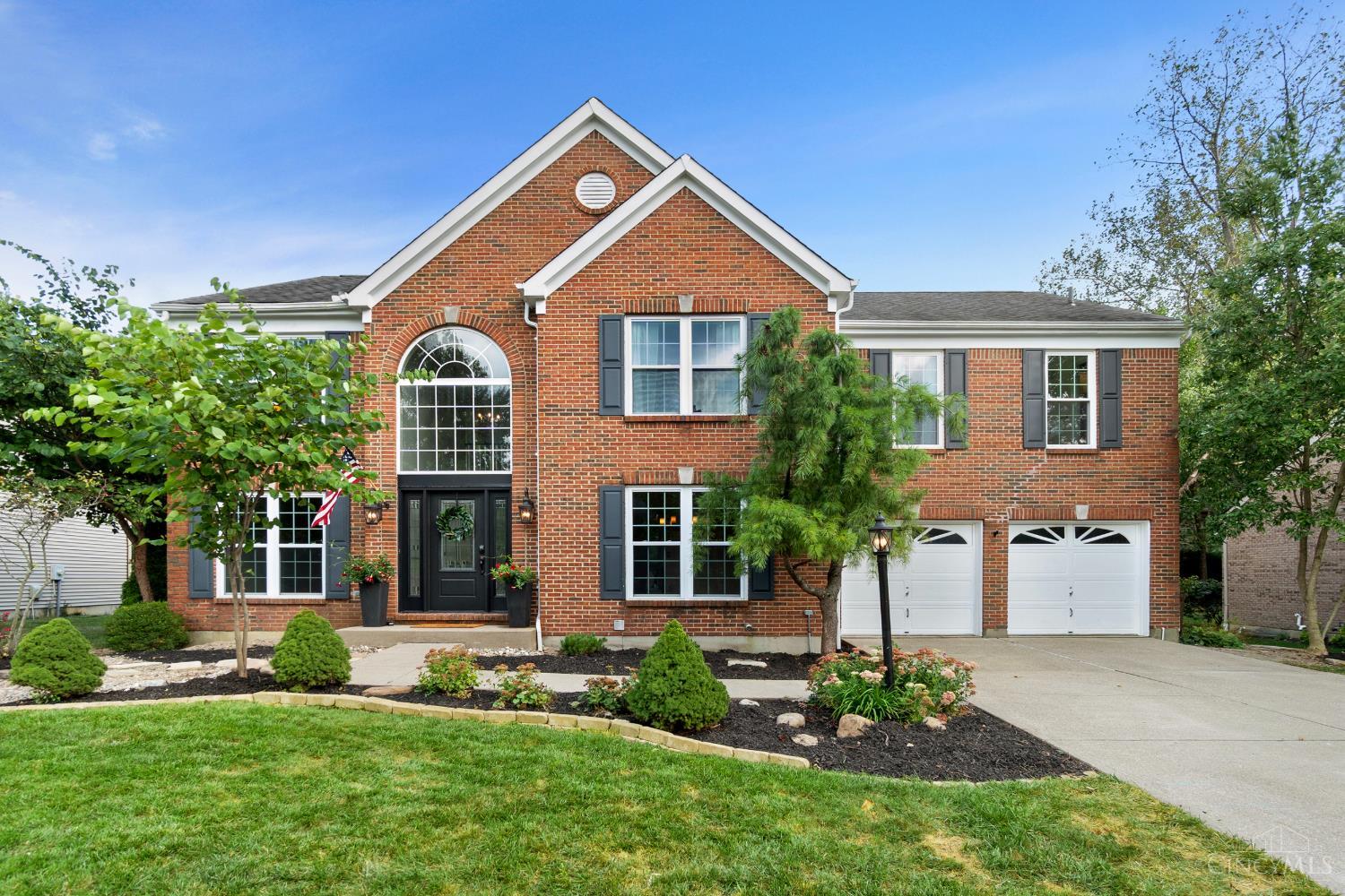 Photo 2 of Sale Pending at 821 Almahurst Ln, Miami Twp, OH 45140 | MLS# 1893486 | Listing updated on 2026-09-14