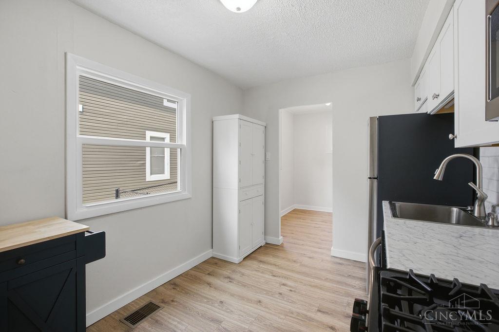 6304 Chandler Street, Cincinnati, OH, 45227 — photo 17