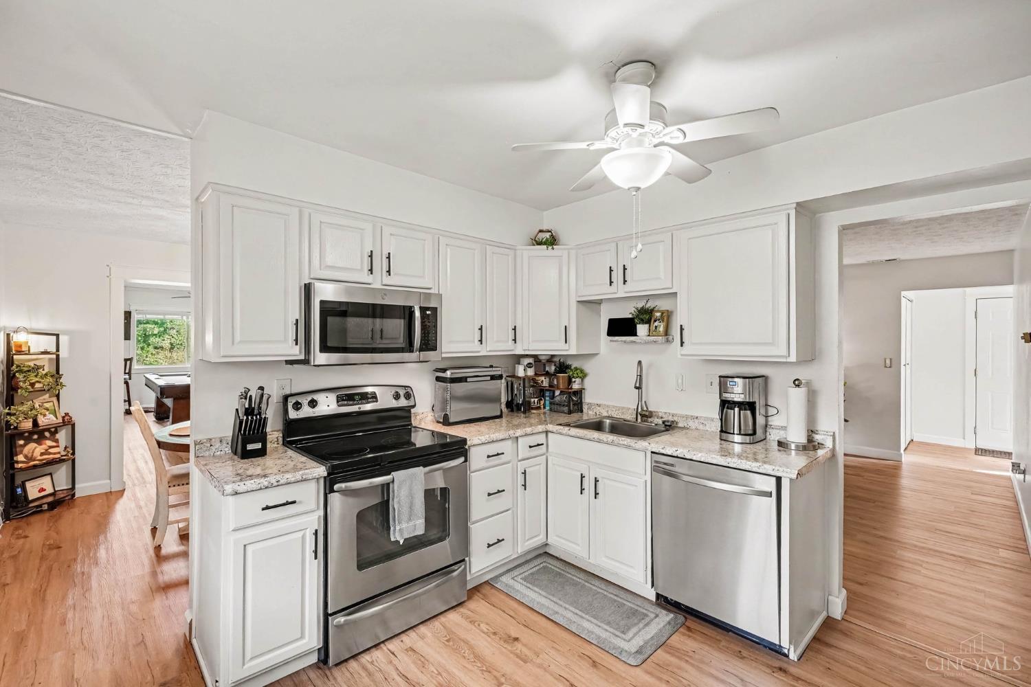 260 Sinclair Court, Loveland, OH, 45140 — photo 10