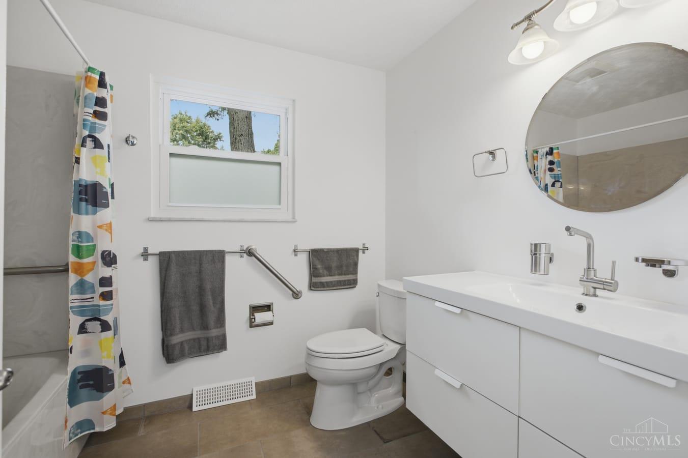 1660 Foxwood Trail, Miami Twp, OH, 45140 — photo 37
