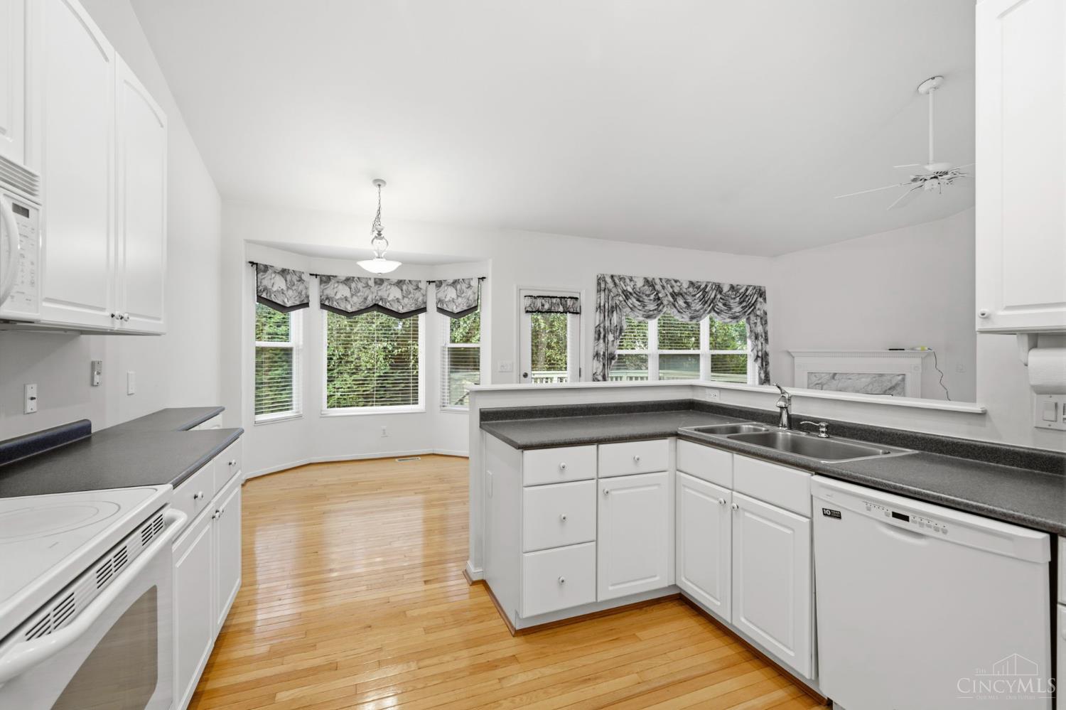 10187 Meadowknoll Drive, Symmes Twp, OH, 45140 — photo 24