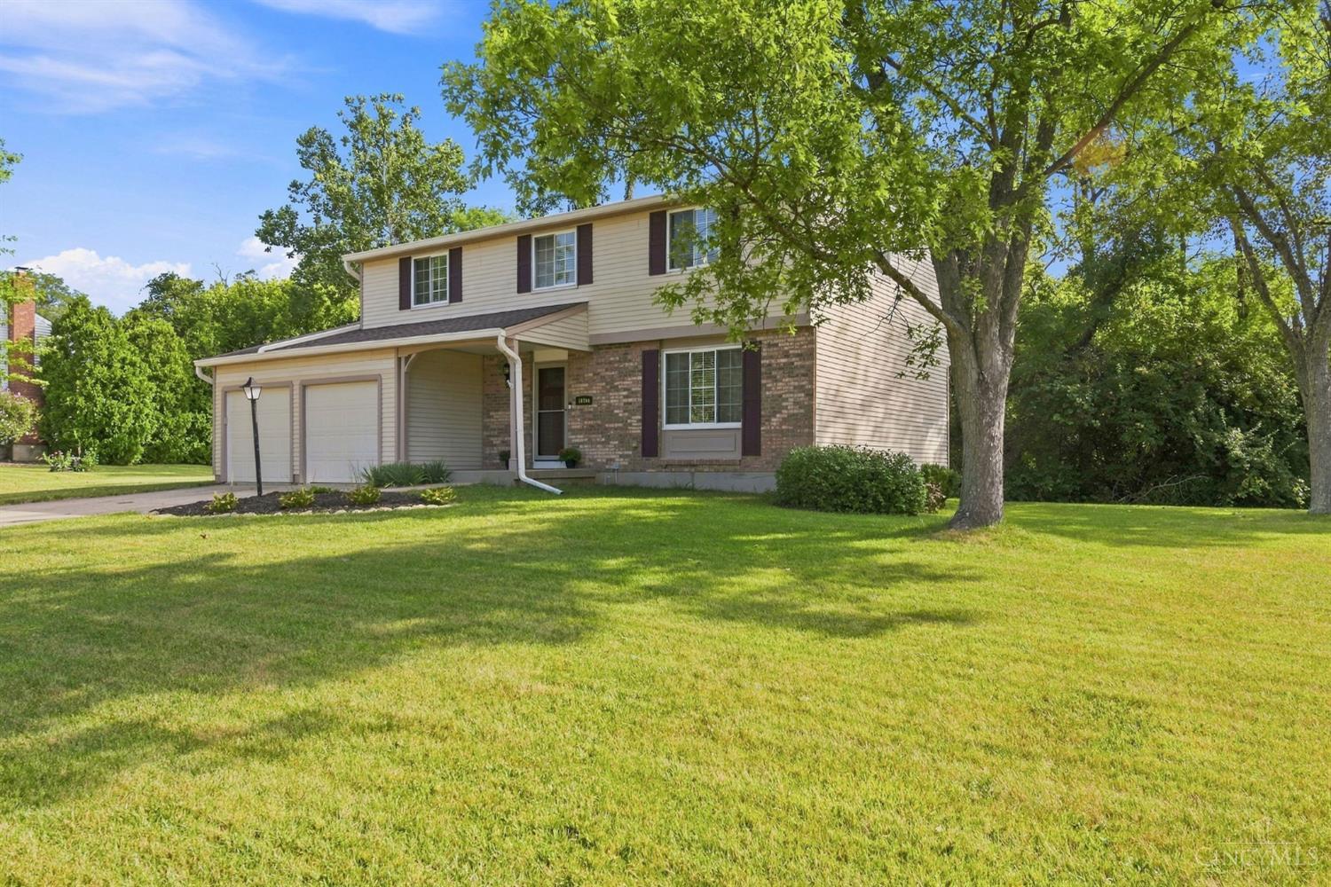 Photo 2 of Sale Pending at 10706 Baronwood Ct, Springfield Twp., OH 45240 | MLS# 1893596 | Listing updated on 2026-09-16