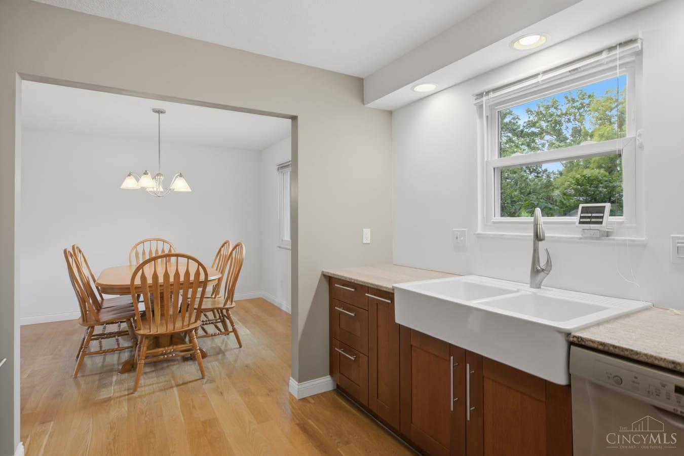 1660 Foxwood Trail, Miami Twp, OH, 45140 — photo 15