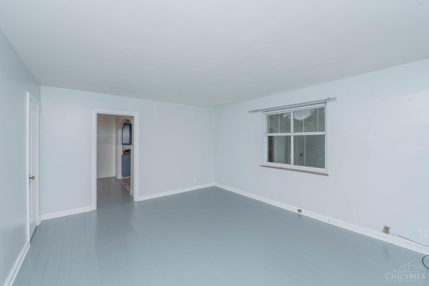 Photo 3 of Multi family home for sale at 7169 Reading Rd, Cincinnati, OH 45237 | MLS# 1893560 | Listing updated on 2026-09-28
