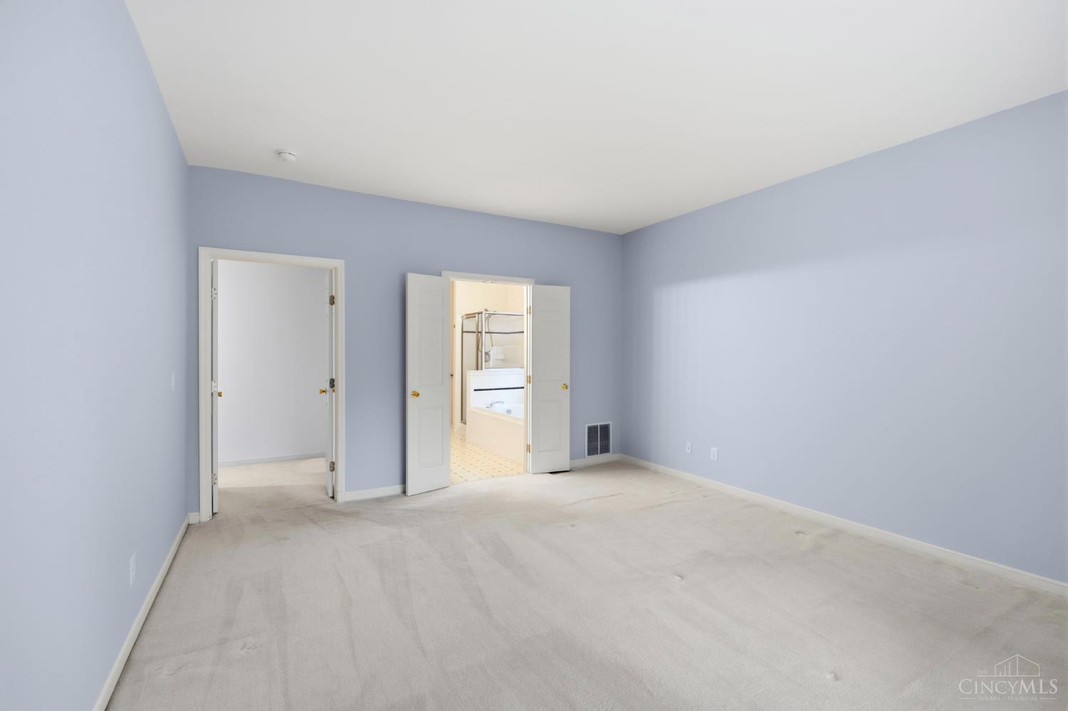 10187 Meadowknoll Drive, Symmes Twp, OH, 45140 — photo 28
