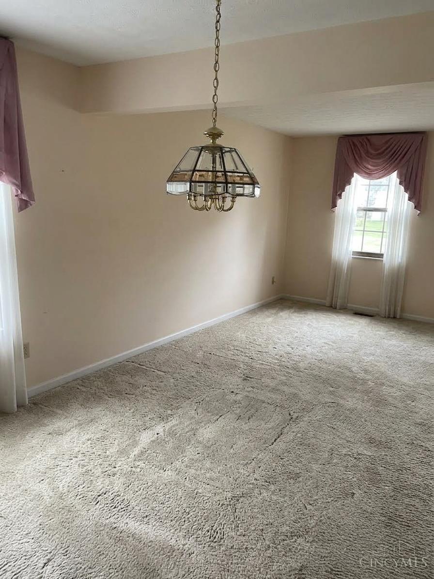 Photo 3 of Sale Pending at 6191 Ramblingridge Dr, Green Twp, OH 45247 | MLS# 1893126 | Listing updated on 2026-09-27