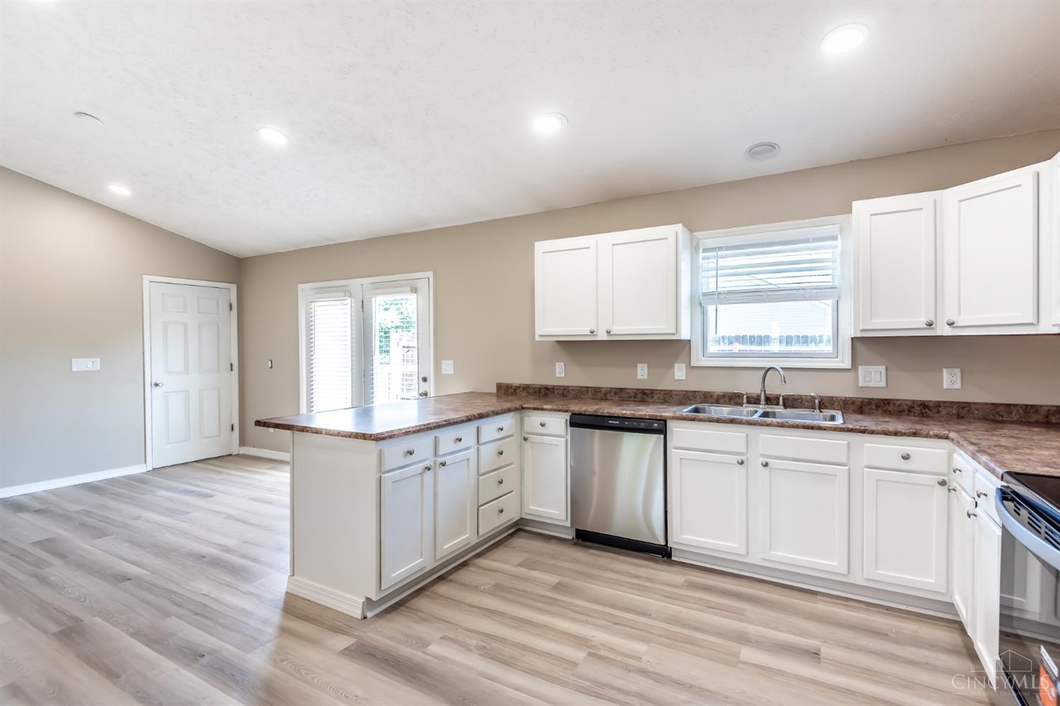 94 Fawn Lane, Blanchester, OH, 45107 — photo 11