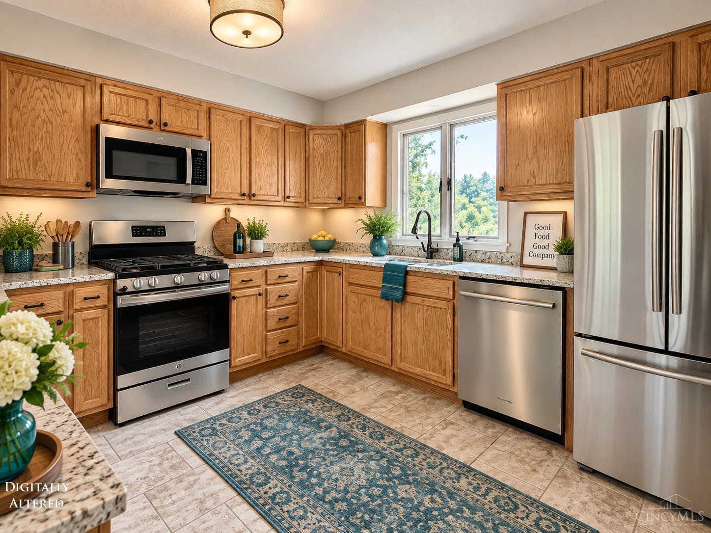 Photo 4 of Single family home for sale at 3909 Cedarwood Pl, Silverton, OH 45213 | MLS# 1893698 | Listing updated on 2026-09-14