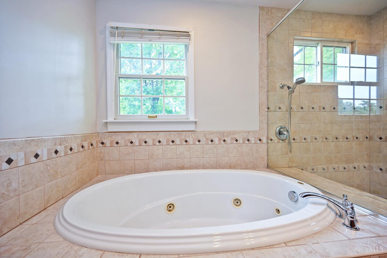 7892 Kimbee Drive, Anderson Twp, OH, 45244 — photo 38