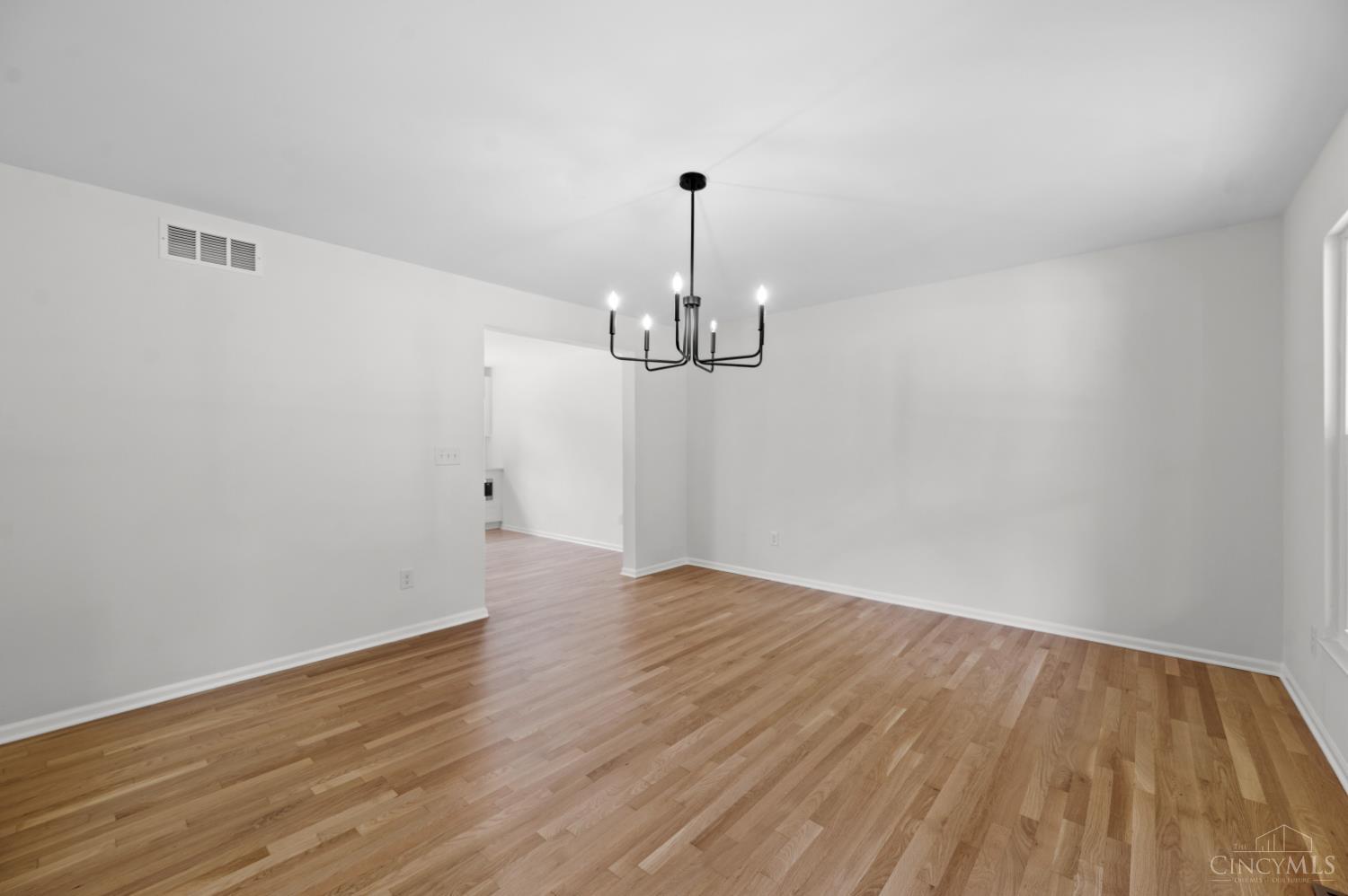 8750 Allencrest Drive, West Chester, OH, 45069 — photo 6