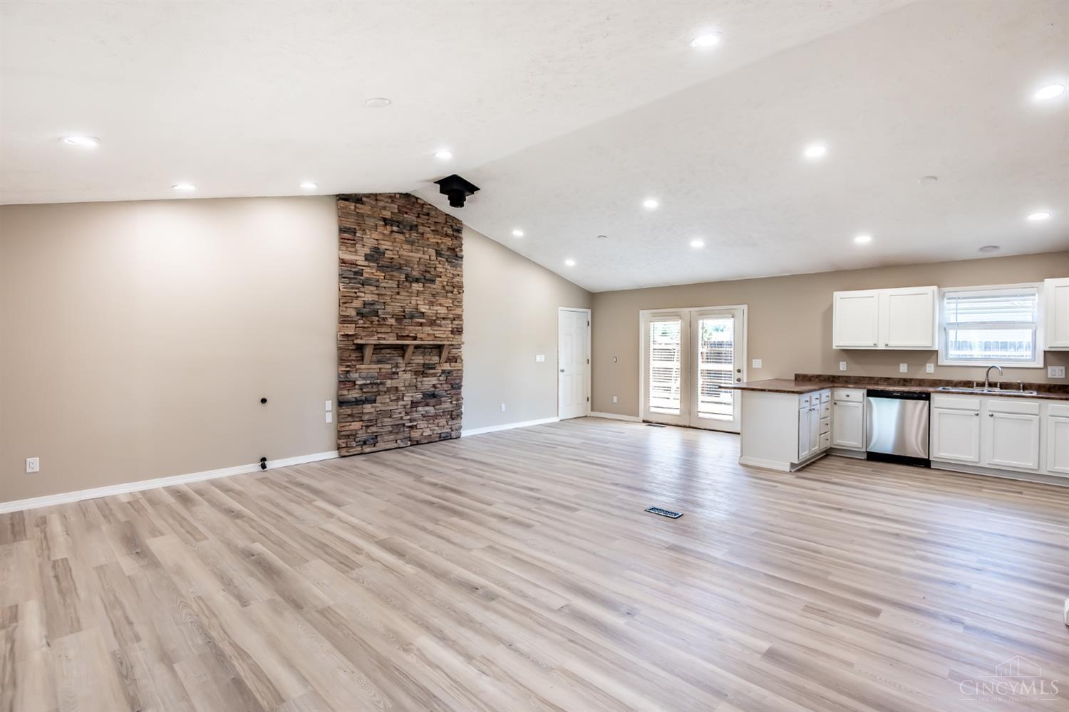 94 Fawn Lane, Blanchester, OH, 45107 — photo 5