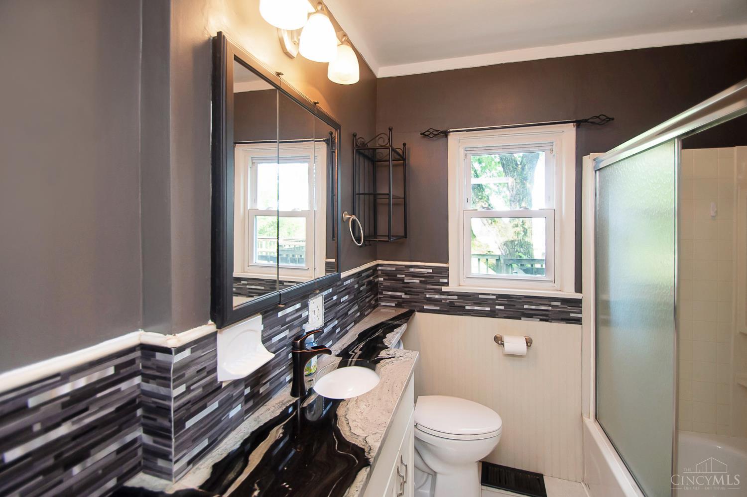 8141 Lesourdsville West Chester Road, West Chester, OH, 45069 — photo 29