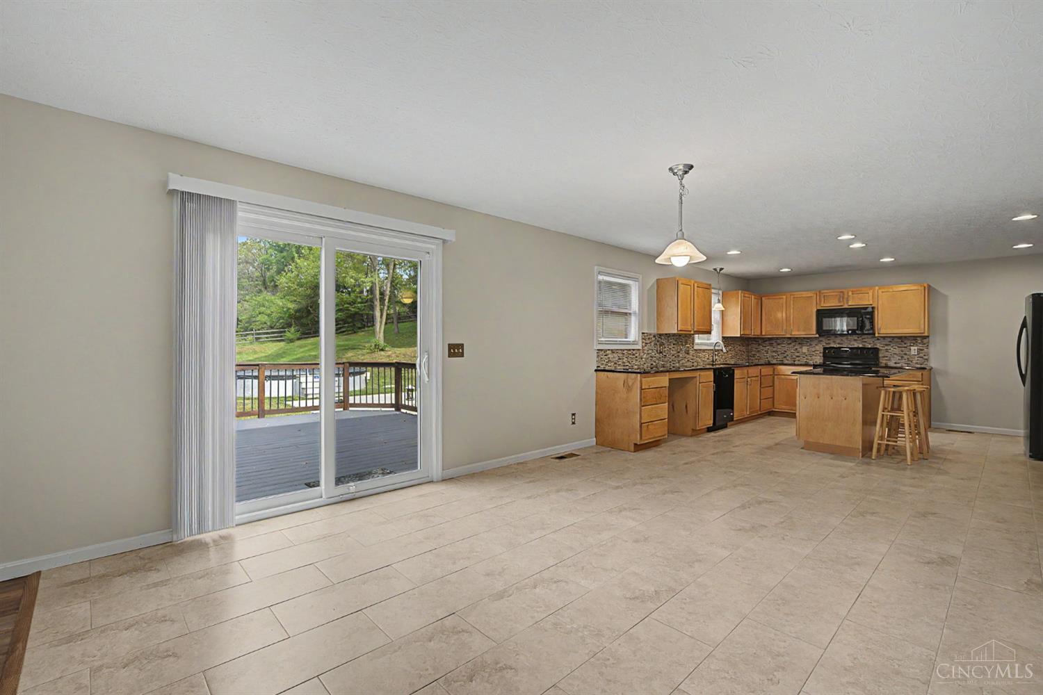 6770 Wesselman Road, Green Twp, OH, 45002 — photo 10