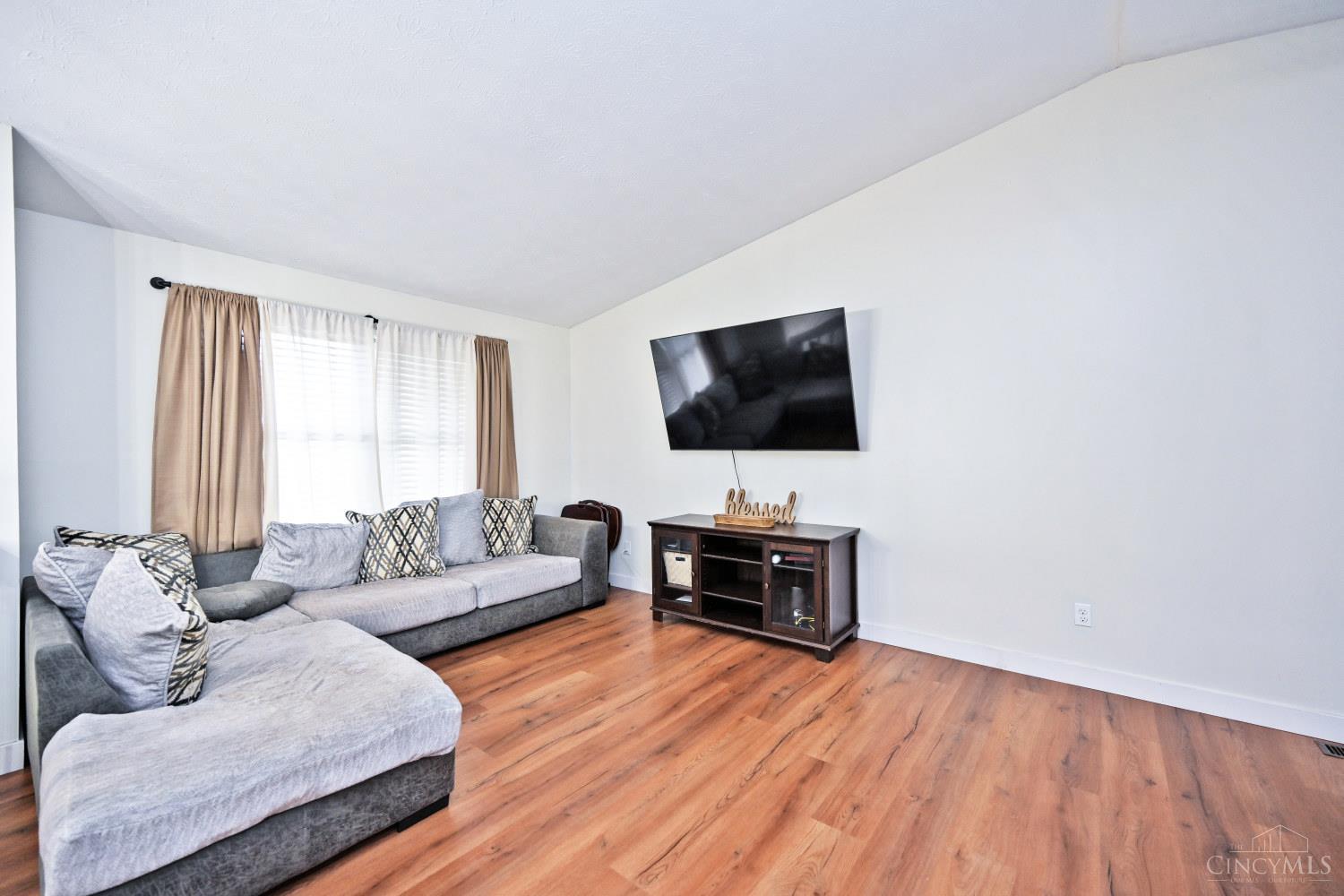 2613 Bradford Drive, Middletown, OH, 45044 — photo 5
