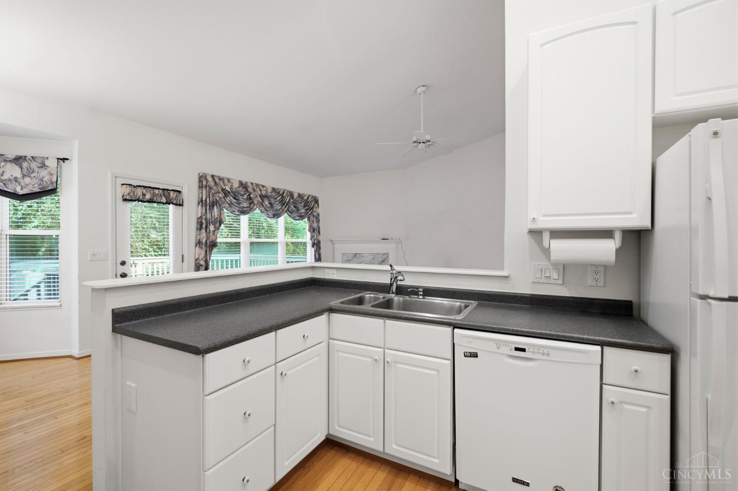 10187 Meadowknoll Drive, Symmes Twp, OH, 45140 — photo 25