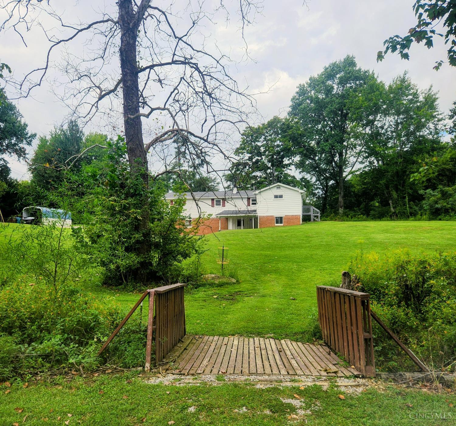 Photo 3 of Single family home for sale at 3509 Virginia Dr, Batavia Twp, OH 45102 | MLS# 1893635 | Listing updated on 2026-09-14