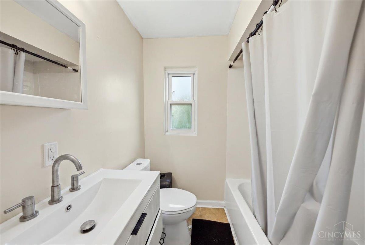2282 Baltimore Avenue, Cincinnati, OH, 45225 — photo 28