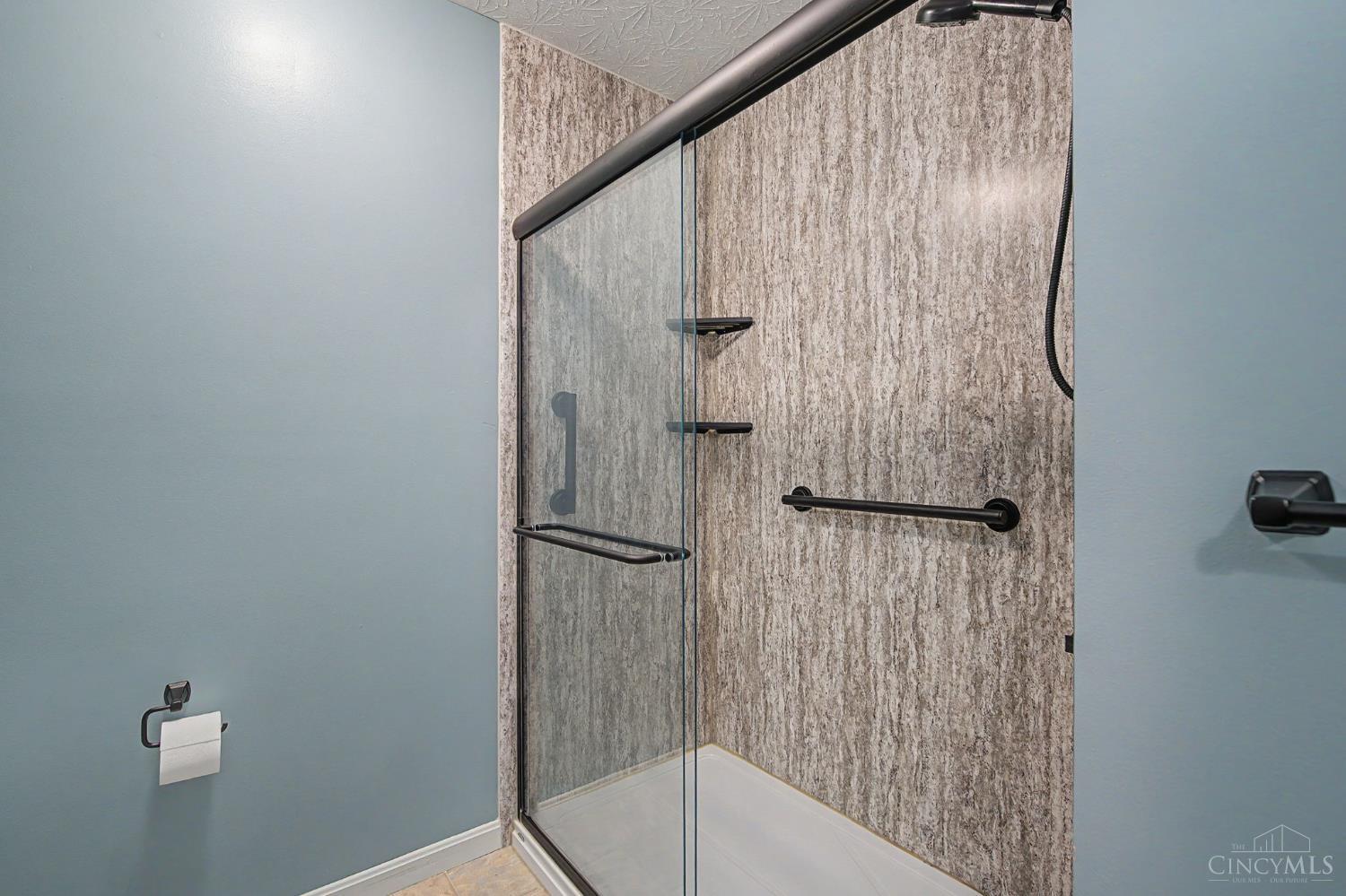 6770 Wesselman Road, Green Twp, OH, 45002 — photo 24