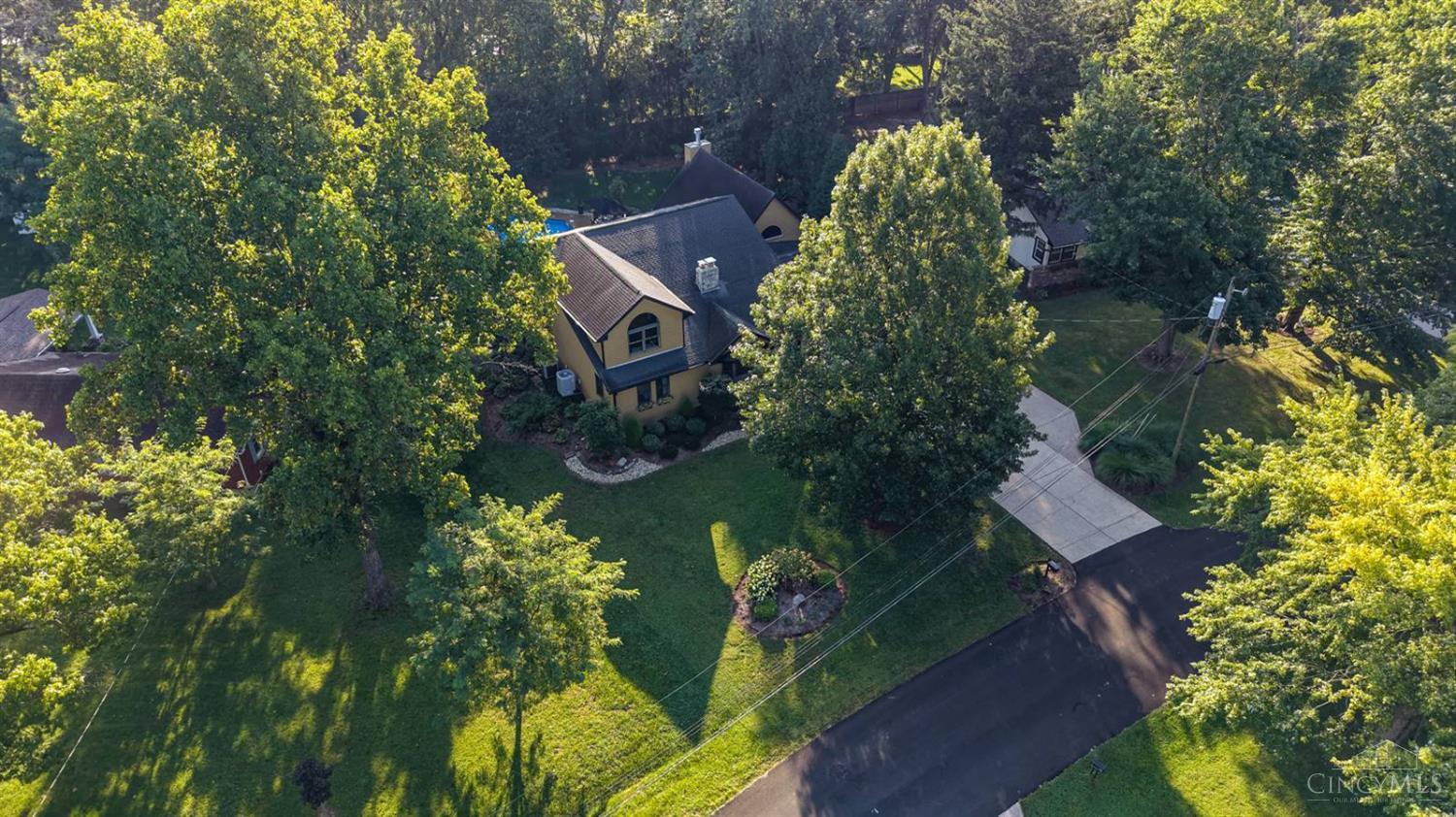 Photo 3 of Sale Pending at 1840 Wiltshire Blvd, Fairfield, OH 45014 | MLS# 1893603 | Listing updated on 2026-09-12