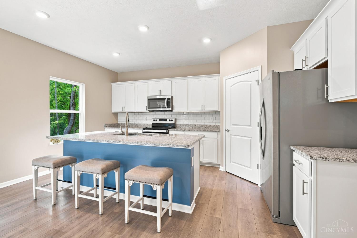 60 Snapdragon Drive, Pierce Twp, OH, 45102 — photo 9