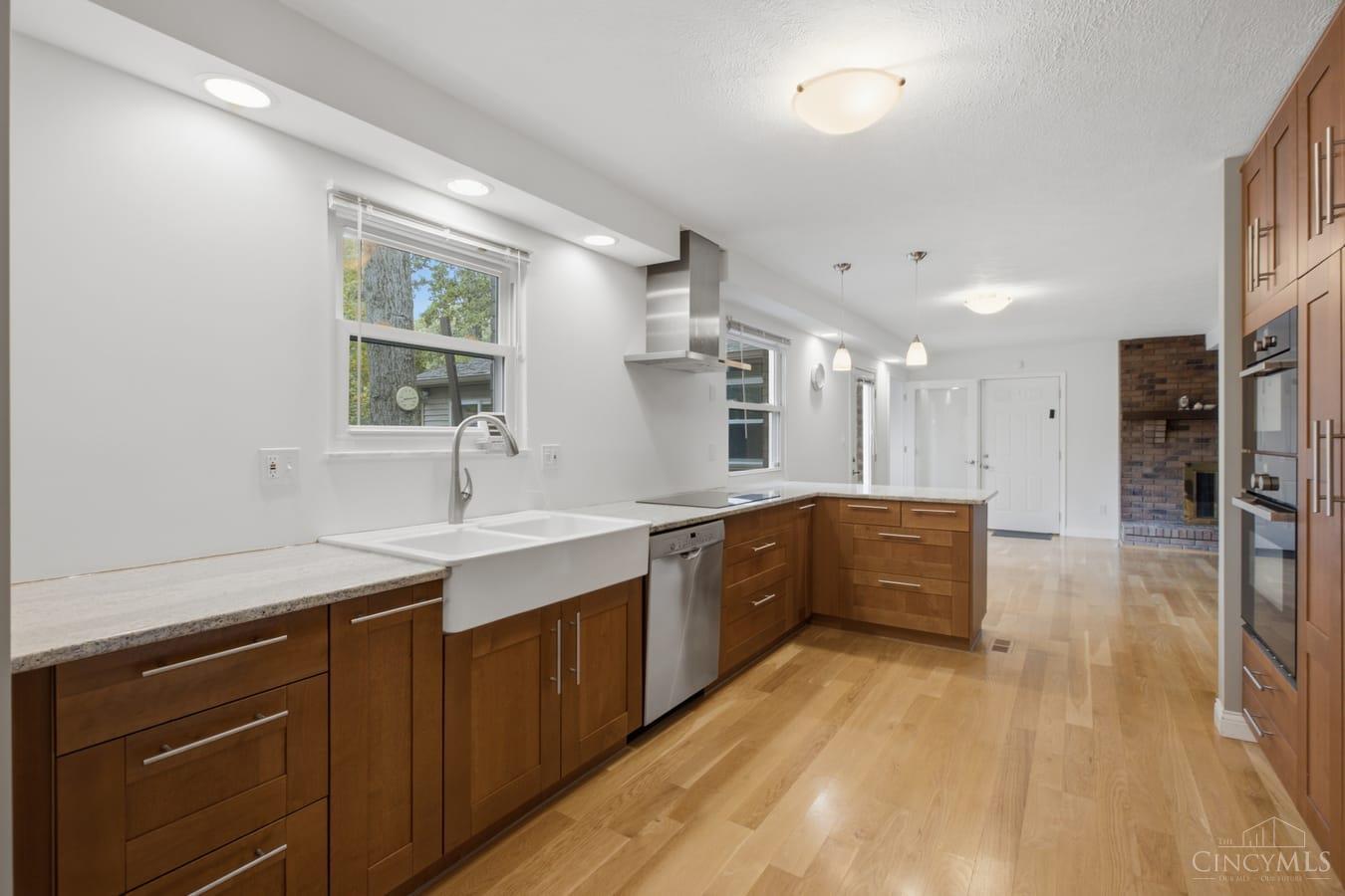 1660 Foxwood Trail, Miami Twp, OH, 45140 — photo 14