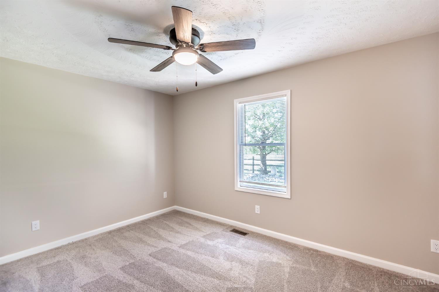 94 Fawn Lane, Blanchester, OH, 45107 — photo 17