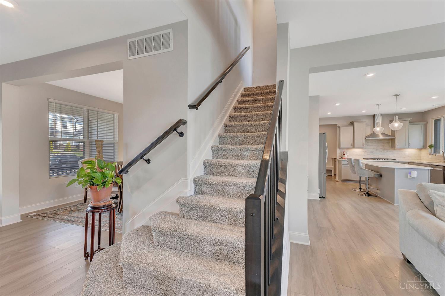 6781 Cork Dr, West Chester, OH, 45069 — photo 11