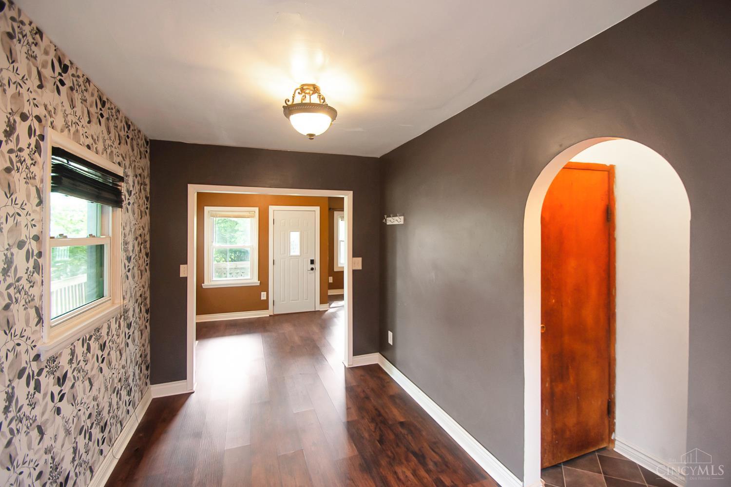 8141 Lesourdsville West Chester Road, West Chester, OH, 45069 — photo 14