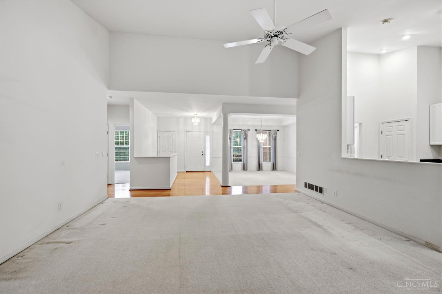 10187 Meadowknoll Drive, Symmes Twp, OH, 45140 — photo 15