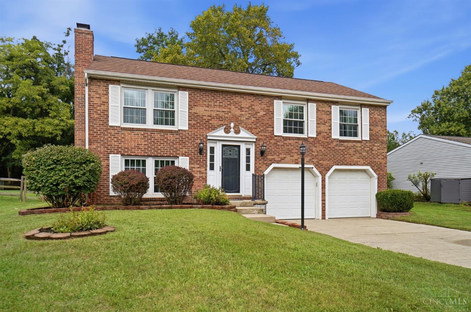 Photo 2 of Single family home for sale at 8639 Rocky Trl Ct, Deerfield Twp., OH 45040 | MLS# 1891431 | Listing updated on 2026-09-15