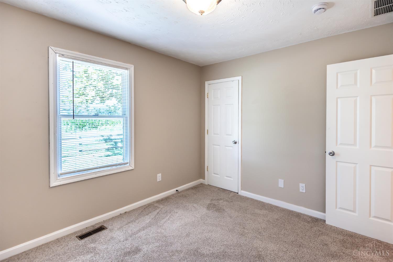 94 Fawn Lane, Blanchester, OH, 45107 — photo 16