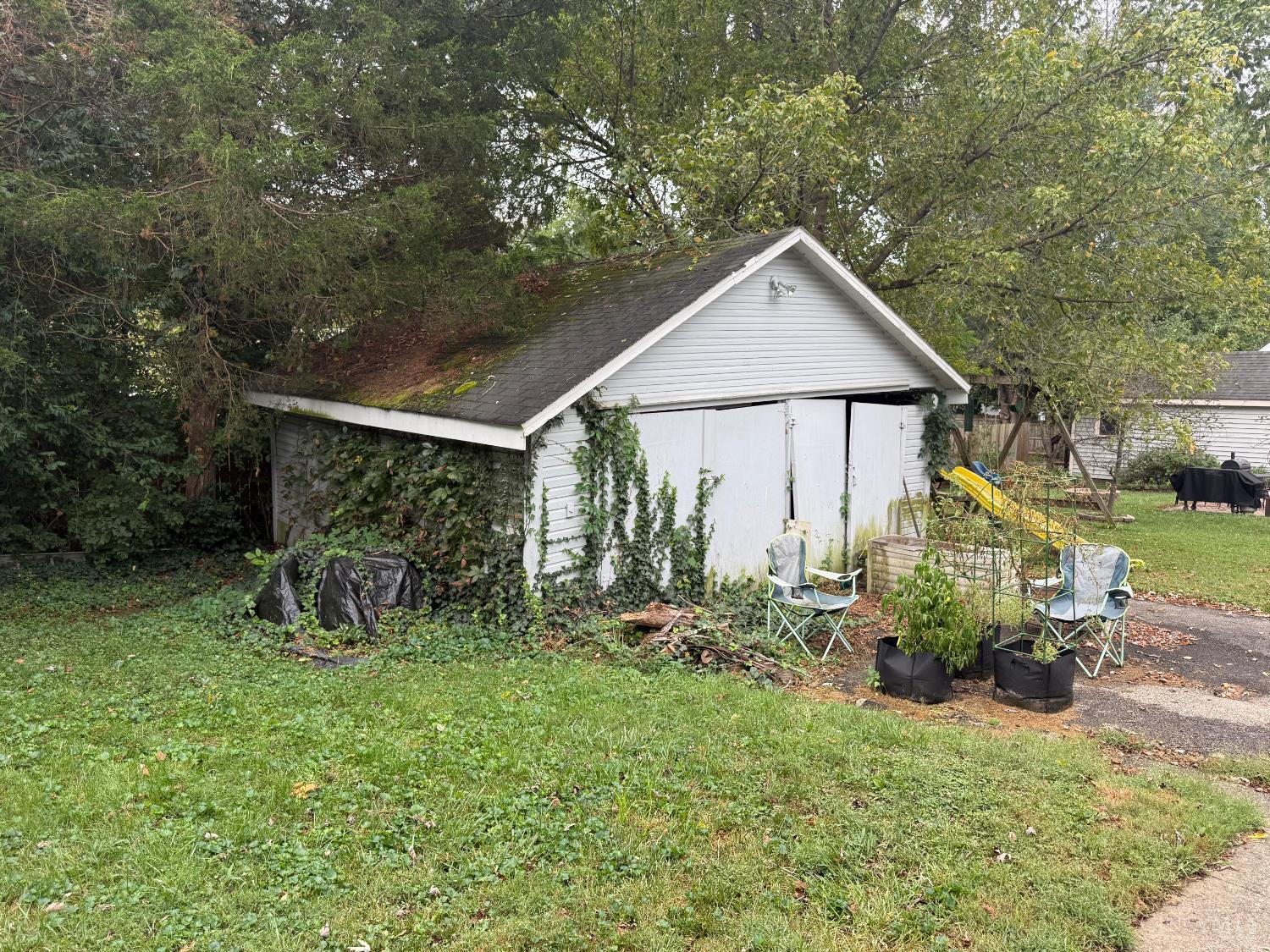 Listing Photo 5 - Condo for sale in building located at 5 Laurel Ave, Milford, OH 45150