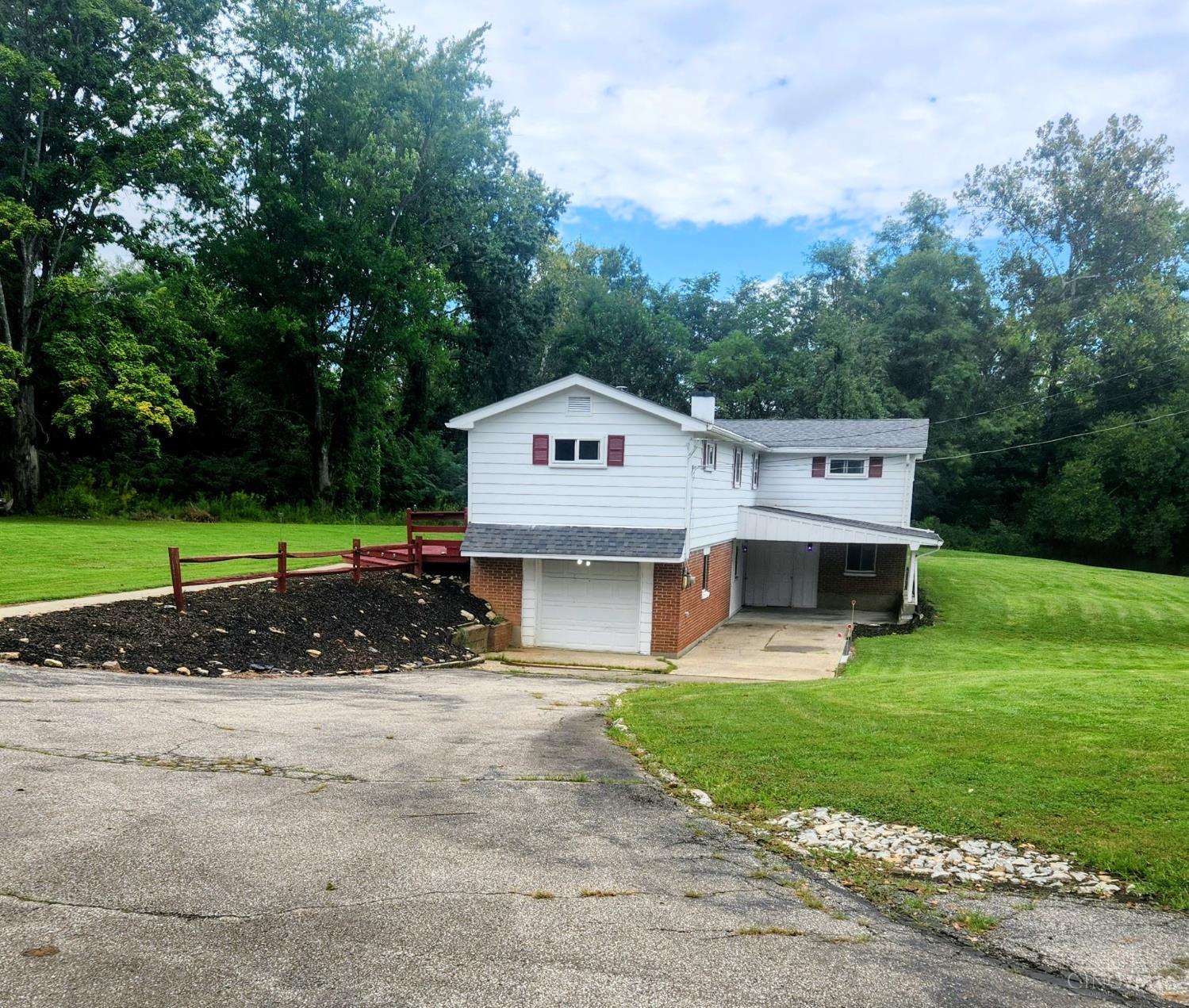 Photo 2 of Single family home for sale at 3509 Virginia Dr, Batavia Twp, OH 45102 | MLS# 1893635 | Listing updated on 2026-09-14