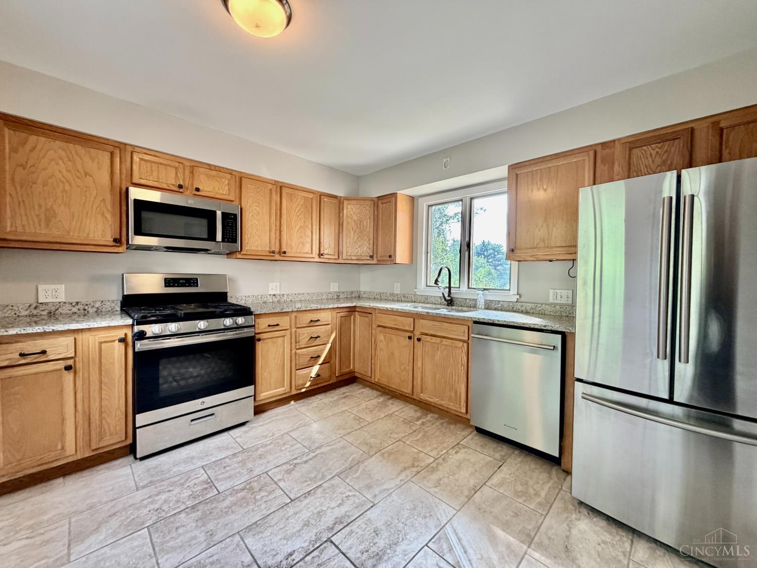 3909 Cedarwood Place, Silverton, OH, 45213 — photo 6