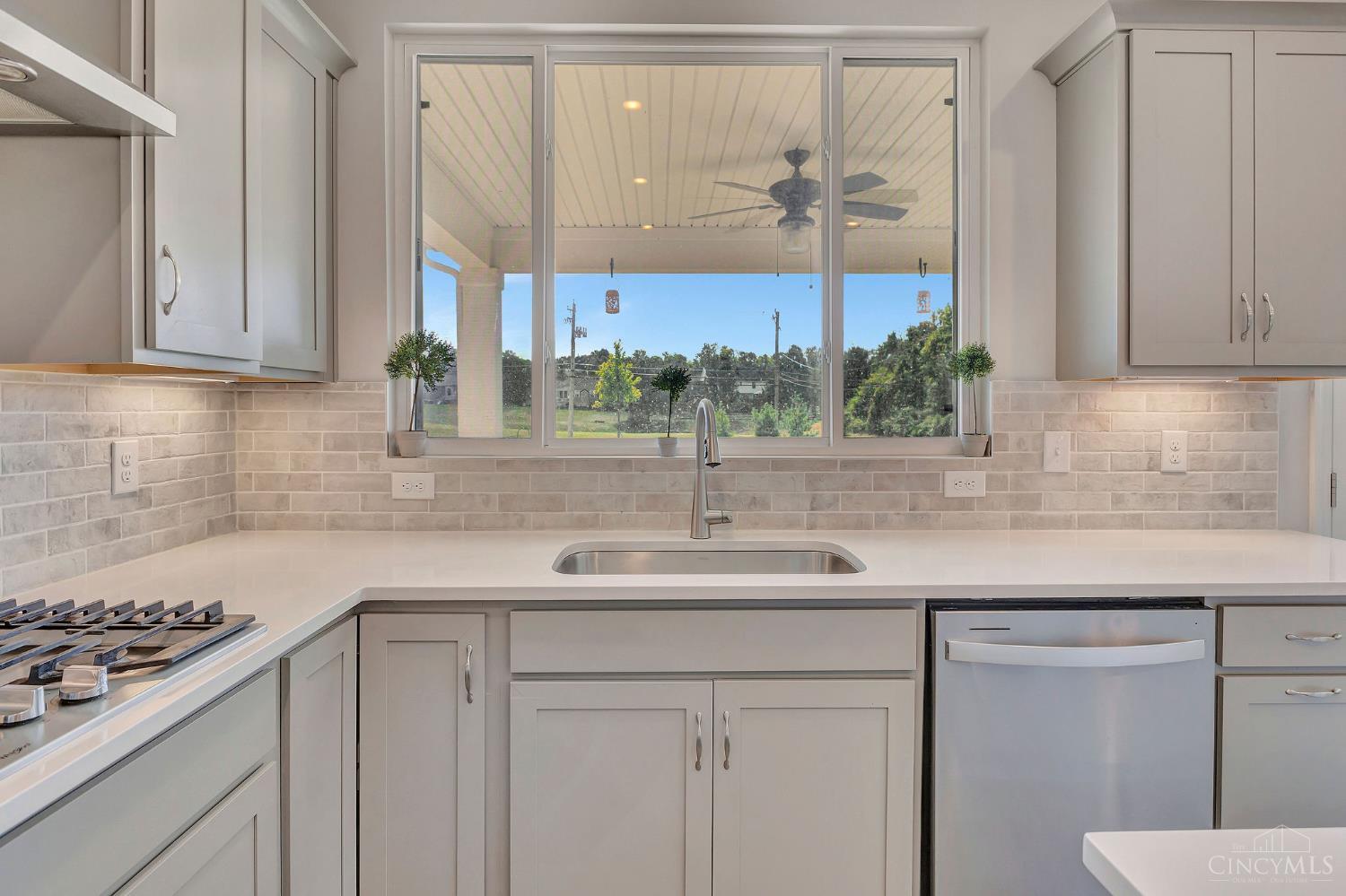 6781 Cork Dr, West Chester, OH, 45069 — photo 15