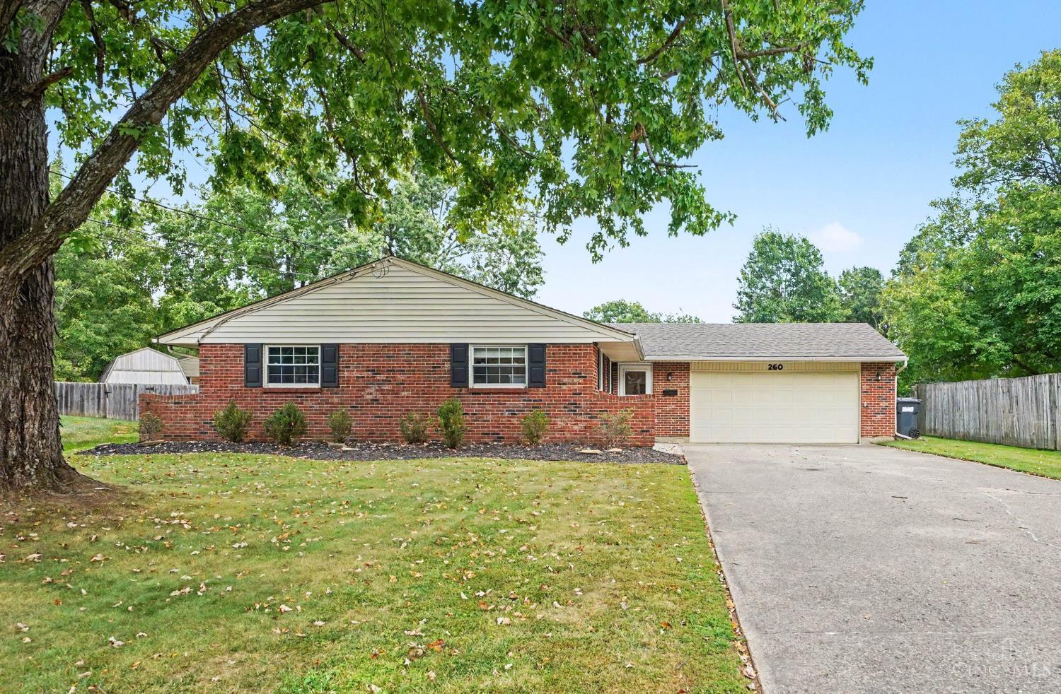 260 Sinclair Court, Loveland, OH, 45140 — photo 2