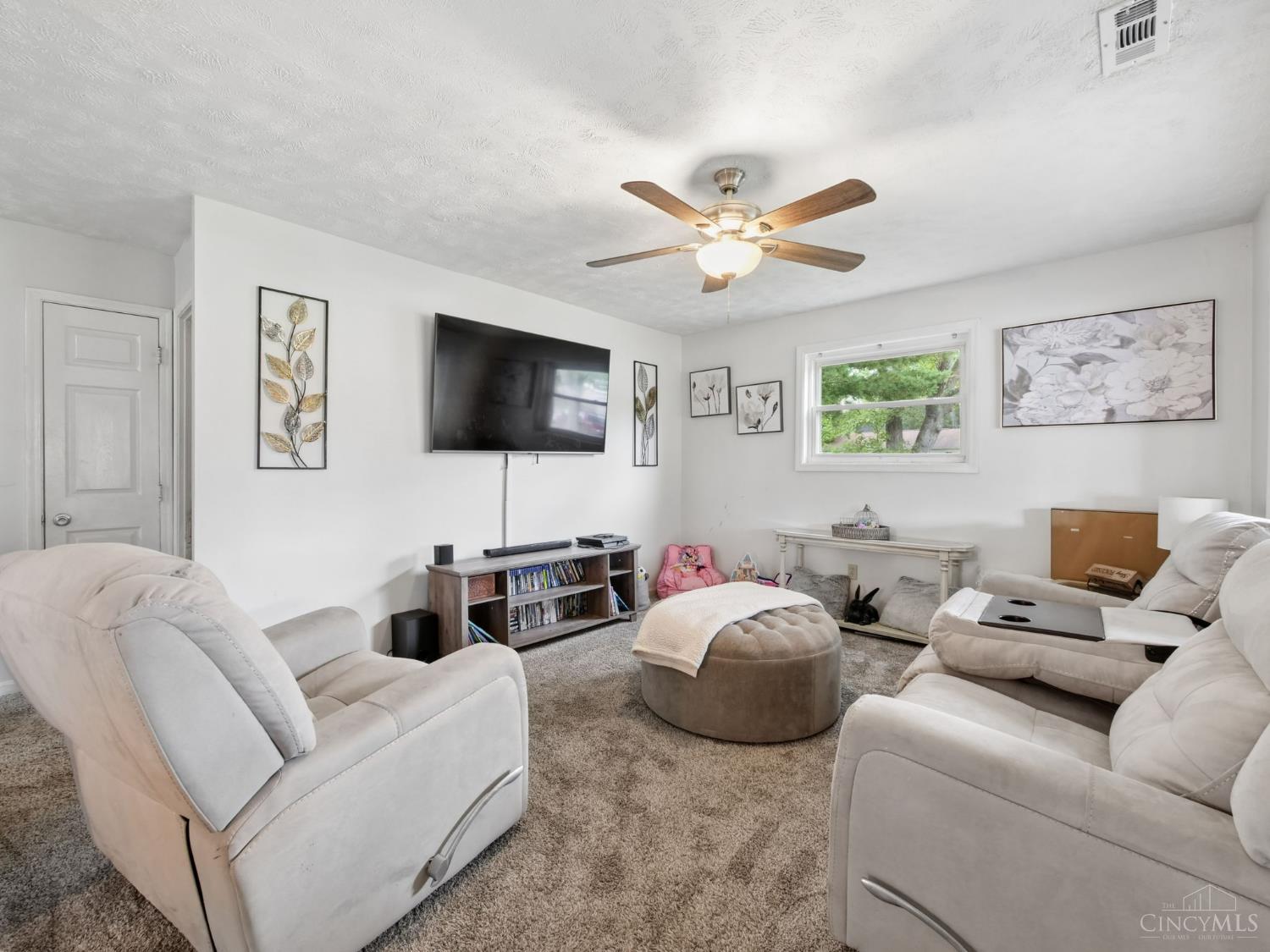 5705 Crabapple Way Drive, Miami Twp, OH, 45150 — photo 3