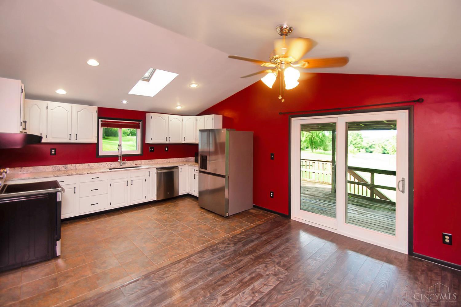 8141 Lesourdsville West Chester Road, West Chester, OH, 45069 — photo 20